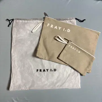 FRAY I.D 클러치백과 파우치 2개 세트 베이지