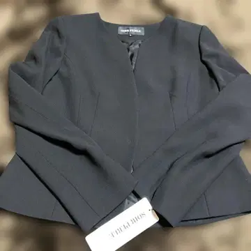 새상품 도쿄 소와르 SOIR PERLE 자켓 사이즈 9