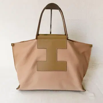 IACUCCI 이아쿠치 솔베트 나일론 토트 M 사이즈 샌드 베이지