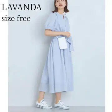 LAVANDA 스트라이프 볼륨 슬리브 원피스 벨트 리본 프리