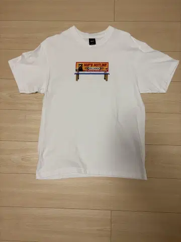 HUF 화이트 티셔츠 M 사이즈