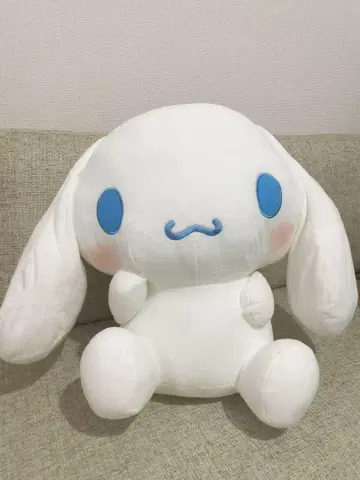 시나모롤 초대형 봉제 인형 ~카시게 포즈~
