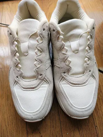 자라 통굽 스니커즈 사이즈 39 24.5cm