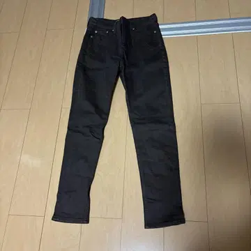 23K DENIM 다크 그레이 슬림 핏 데님