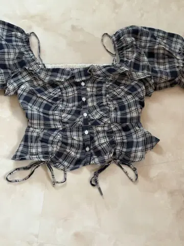 SNIDEL 네이비 체크 반팔 셔츠