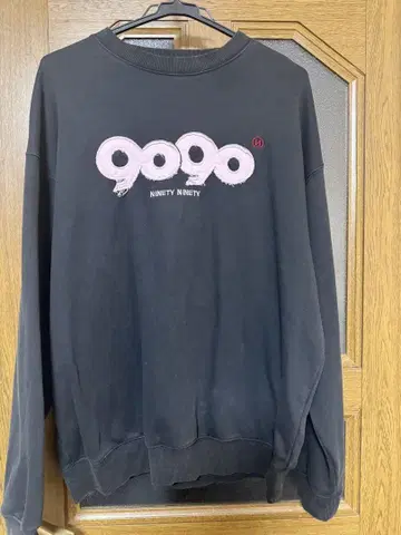 9090 OG 로고 패치 크루넥 스웨트
