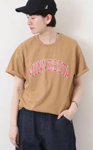 저널 스탠다드 랙스 럭스 SLOPPY PRINT LOGO TEE