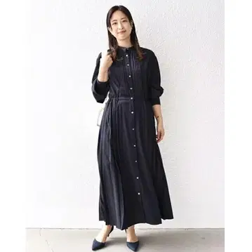 SHIPS 밴드 카라 사이드 플리츠 원피스 네이비