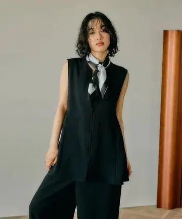 새상품 LEPSIM 블랙 베스트 F 사이즈
