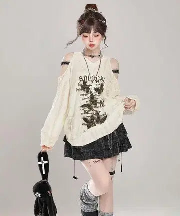 EIZZ/아이즈 펑크 티셔츠