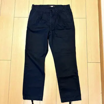 정가 3만 피그벨  MIL TUCKED TROUSERS