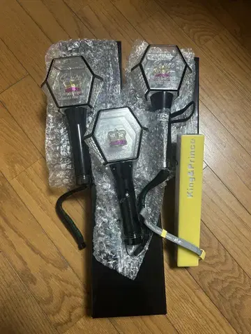 킹프리 응원봉 4개
