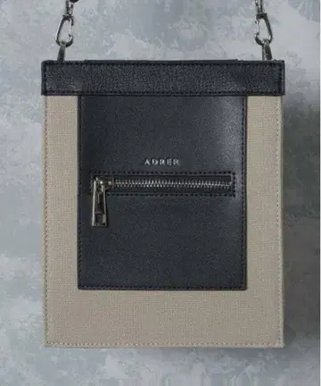 ADRER 숄더백 완판템