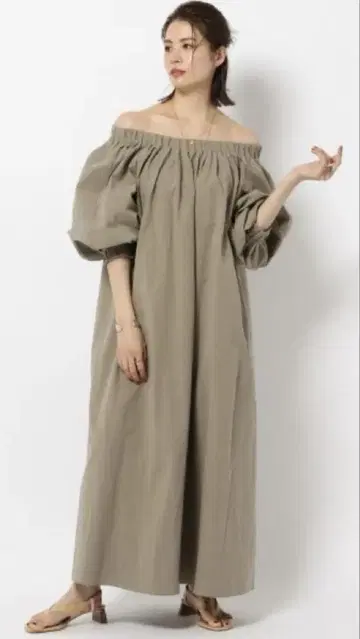 BABYLONE 오프숄더 원피스
