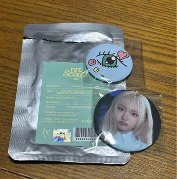 IVE SCOUT 랜덤 핀 배지 리즈
