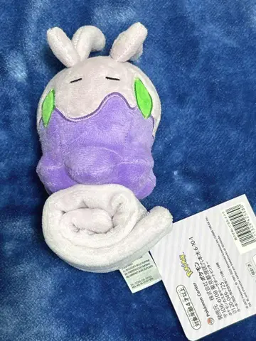 어깨에 승차하는 봉제 인형 누메라