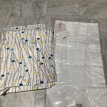 꽃무늬 기모노 M 사이즈 미사용