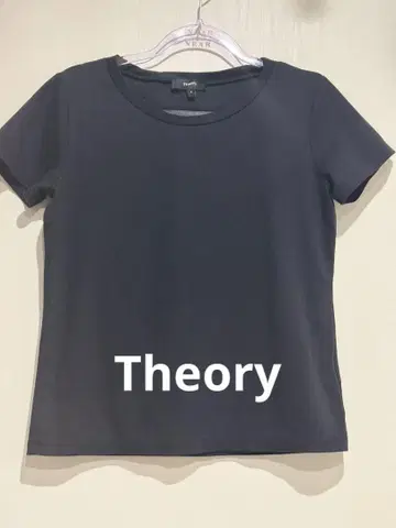 Theory 블랙 반팔 티셔츠 S