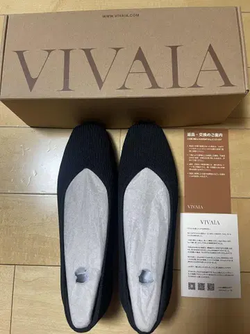 VIVAIA 블랙 펌프스 24cm