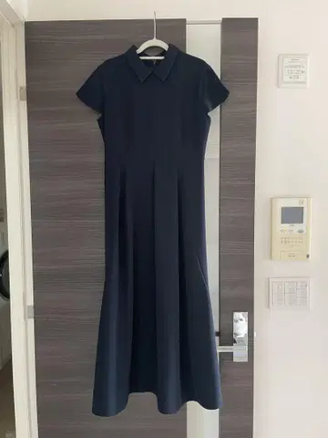 YOKO CHAN 네이비 포인트 컬러 원피스 사이즈 40