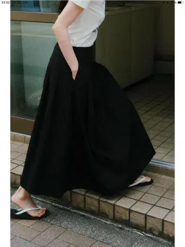 택 포함 자라 플리츠 미디 스커트 M 블랙