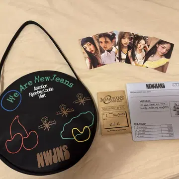NewJeans 숄더백 포토 카드 포함