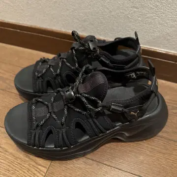 푸마 시리아 웨지 샌들 블랙 23cm
