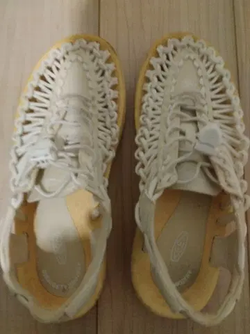 KEEN 샌들
