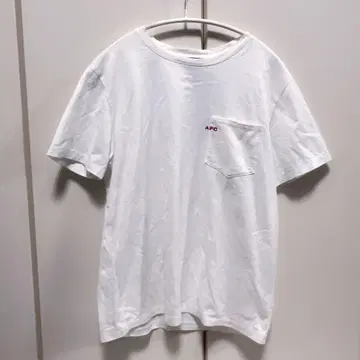 A.P.C 아페쎄 화이트 티셔츠 포켓 부착 자수 로고 레드