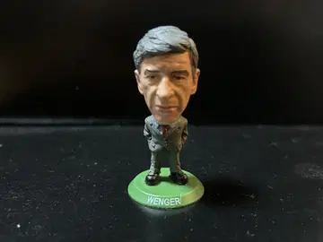 축구 스타들, 웸블리 스타디움에서 웸블리 스타즈와 축구 경기를 즐긴