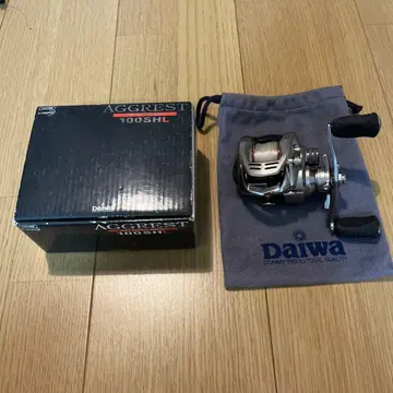 Daiwa Aggrest 100SH 낚시릴 수납 봉투 포함