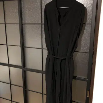RED CHOP WORKS 슬리브리스 원피스