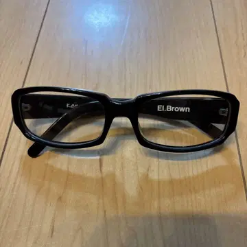 레어 아이템! El.Brown ken 사각 안경 블랙