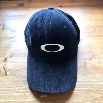 Oakley cap 90s 코듀로이