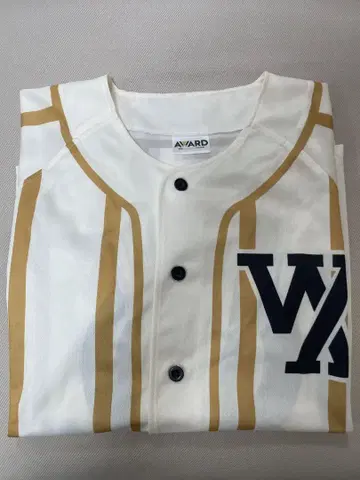 WEST. 10주년을 맞이했습니다! 요샤츠!!