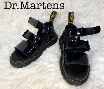Dr.Martens 닥터마틴 GRYPHON 에나멜 샌들 EU7