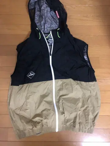 BURTLE AIRCRU XL 후드 부착 나일론 자켓