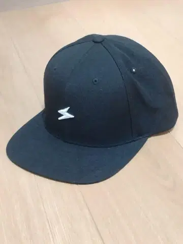 앤드 선즈 캡