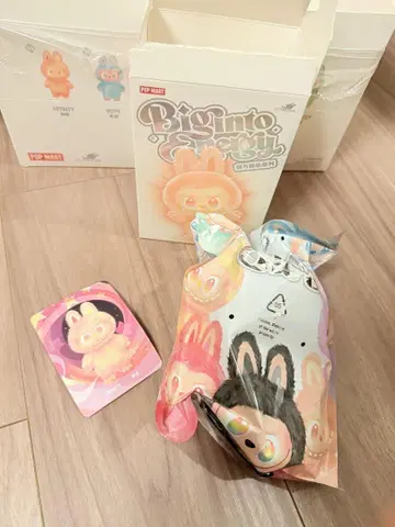 LABUBU THE MONSTERS Big into Energy 시리즈