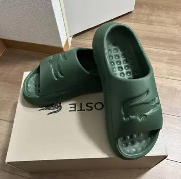 Lacoste 다크 그린 샌들