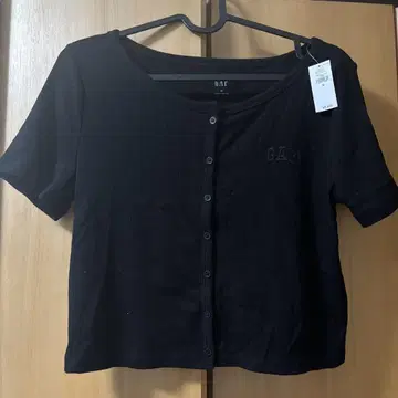 GAP 리브 크롭 티셔츠 화이트 블랙