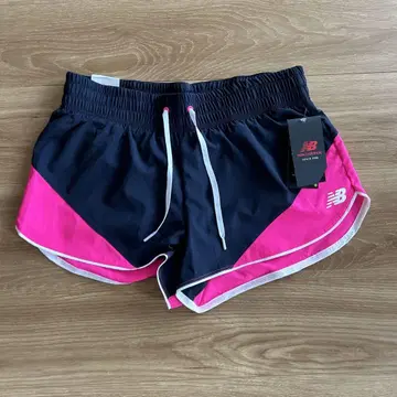 New Balance WS11246 숏 팬츠 네이비/핑크