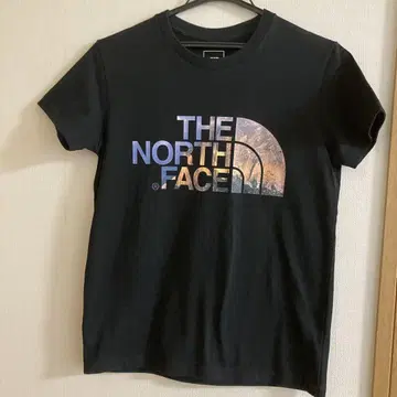 THE NORTH FACE 블랙 티셔츠