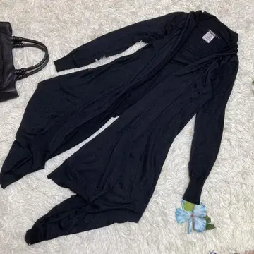 컨디션 최상 DKNY 썸머 가디건 블랙 변형 유니크 귀여운 실크 P