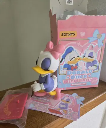고니토이즈 52TOYS 데이지 Donald Duck with Daisy