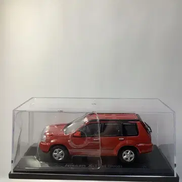 아셰트 닛산 X-Trail (2005)