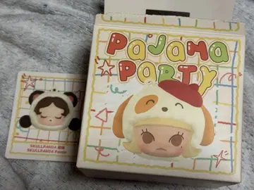 popmart 파자마 파티 스컬 팬더 이어폰 케이스