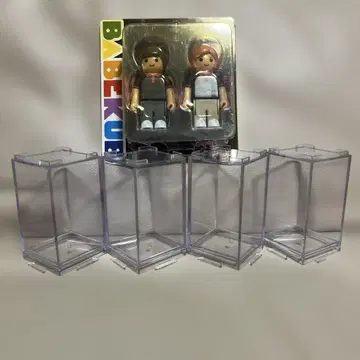 BABEKUB와 클리어 케이스 4개