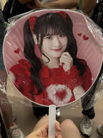 사이토 키아라 아레나 투어 부채