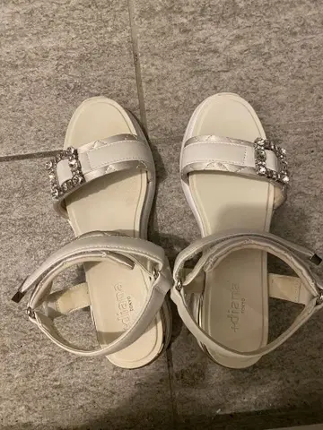 +diana 스포츠 샌들 24.5cm